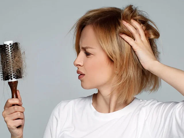 رابطه استرس و ریزش مو چطور از ریزش مو عصبی جلوگیری کنیم؟